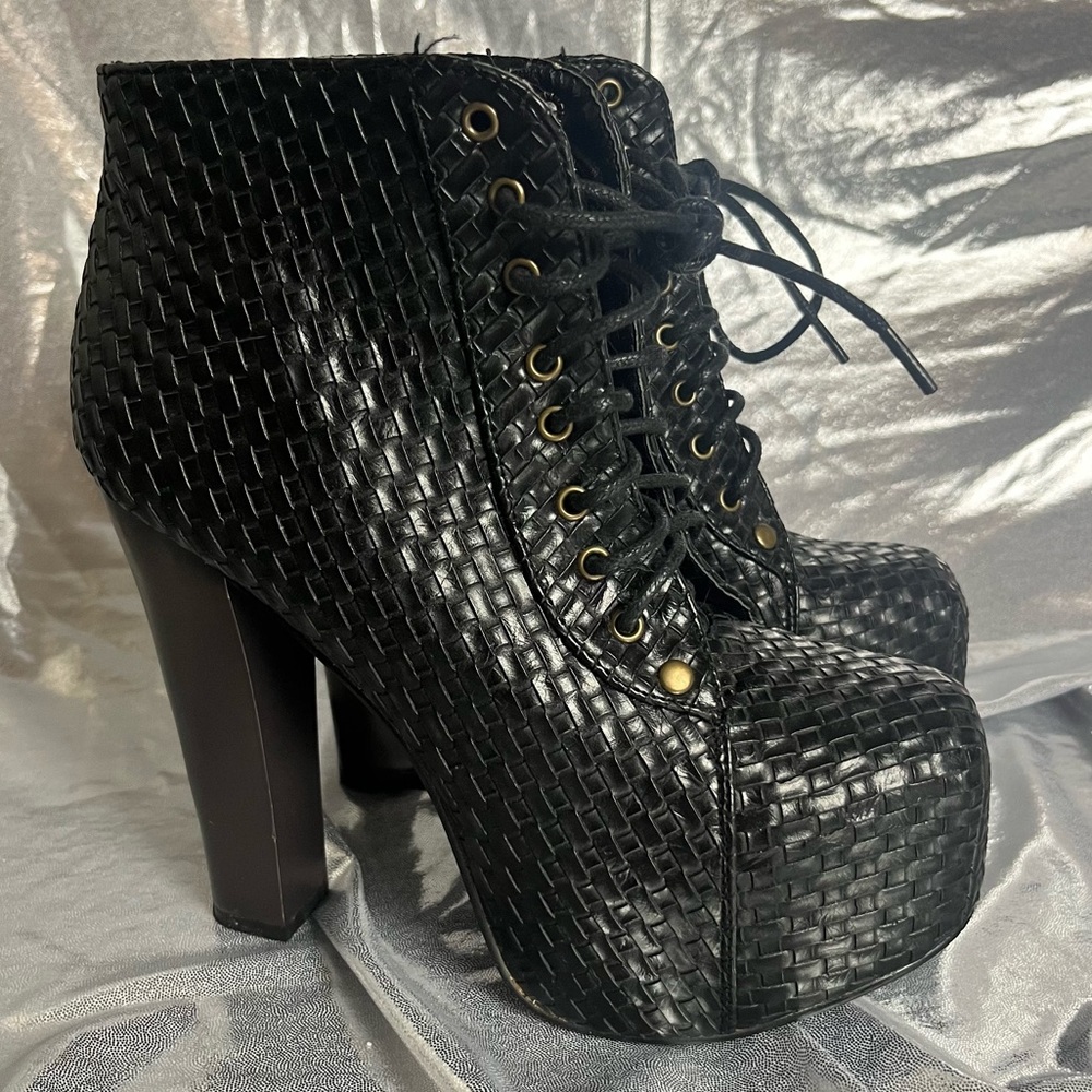 Black Faux Leather Platform Heeled Boots 🖤 Size 8